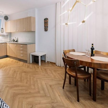 Stadiumside Studio Apartamento Bratislava Exterior foto
