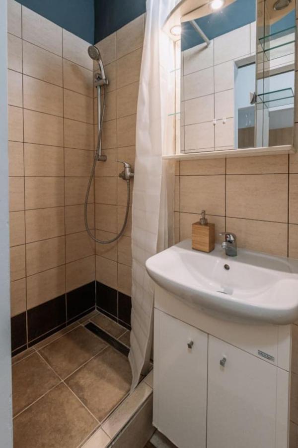 Stadiumside Studio Apartamento Bratislava Exterior foto